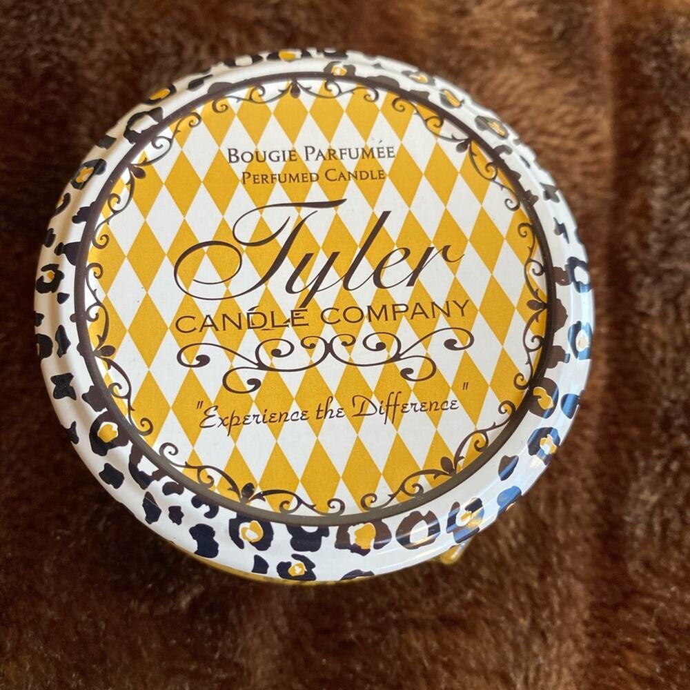 UNUSED Tyler Candle ORANGE VANILLA Jar, Single Wick NEW